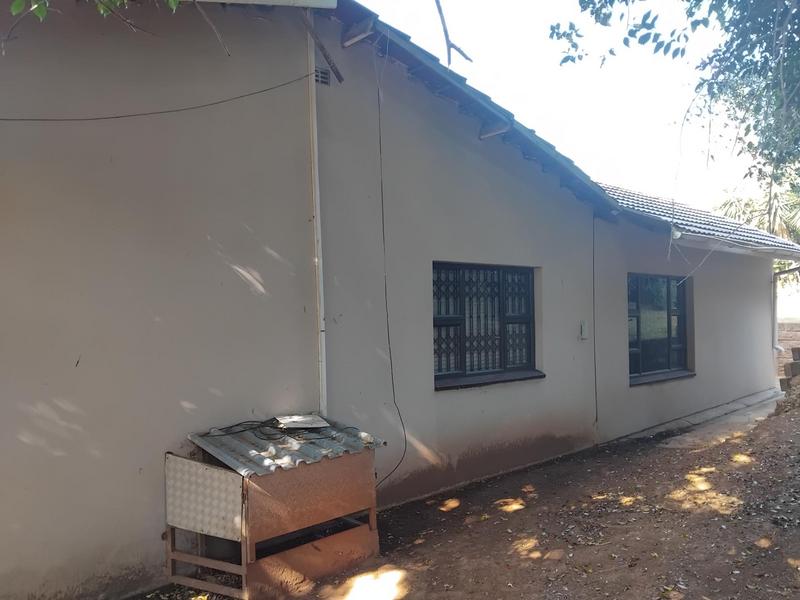 5 Bedroom Property for Sale in Southernwood Eastern Cape